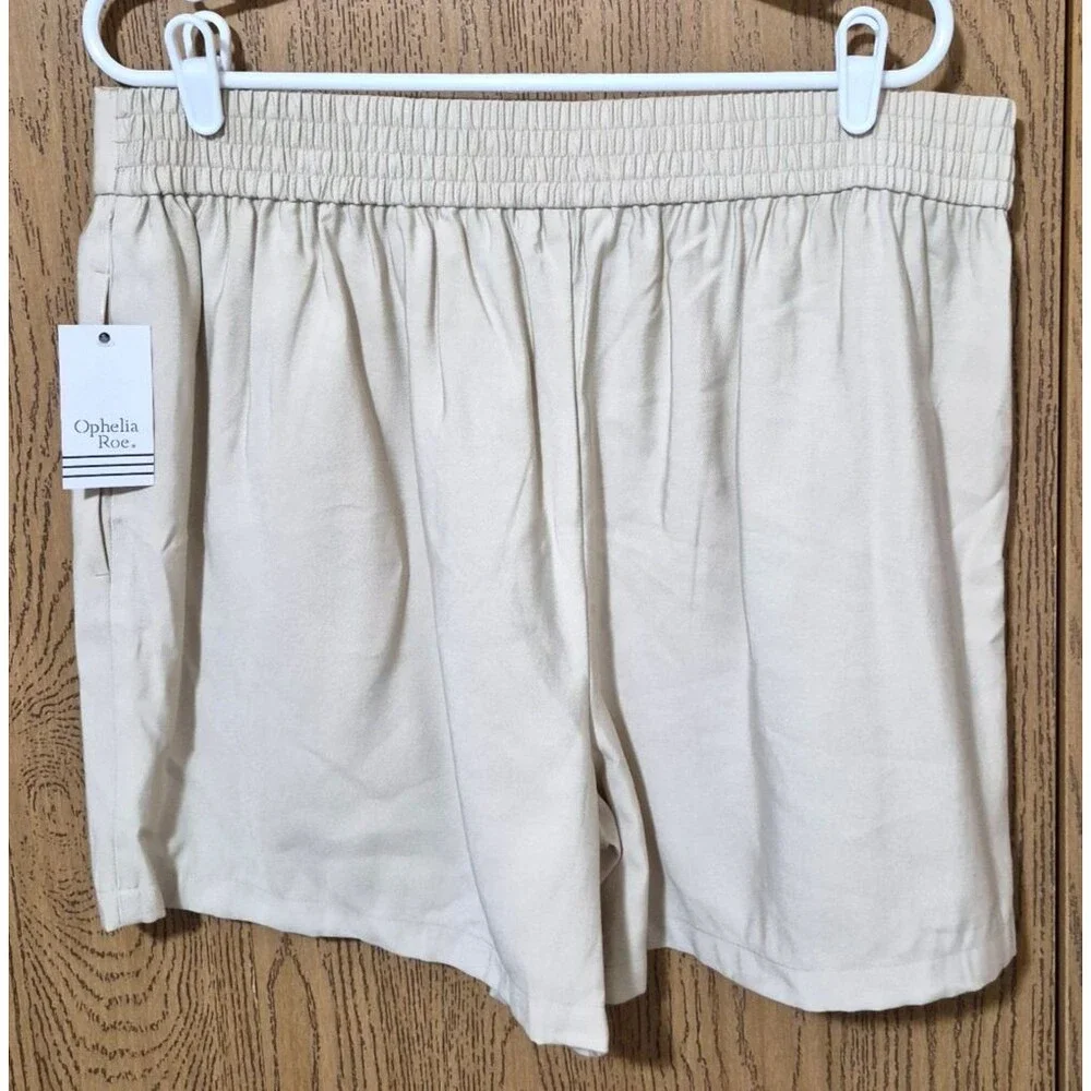 Ophelia Roe Women's Beige Summer Shorts Elastic Waist Pockets Size XL NWT